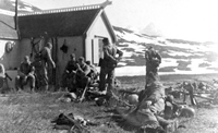 Norwegia 1940 - chwila odpoczynku. Grupa spadochroniarzy z I p. spadochronowego.